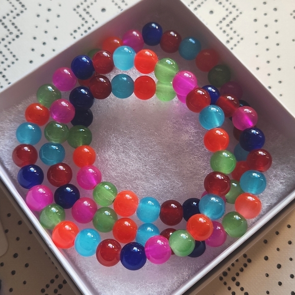 Handmade Bracelet & Earring Set - Picture 2 of 3